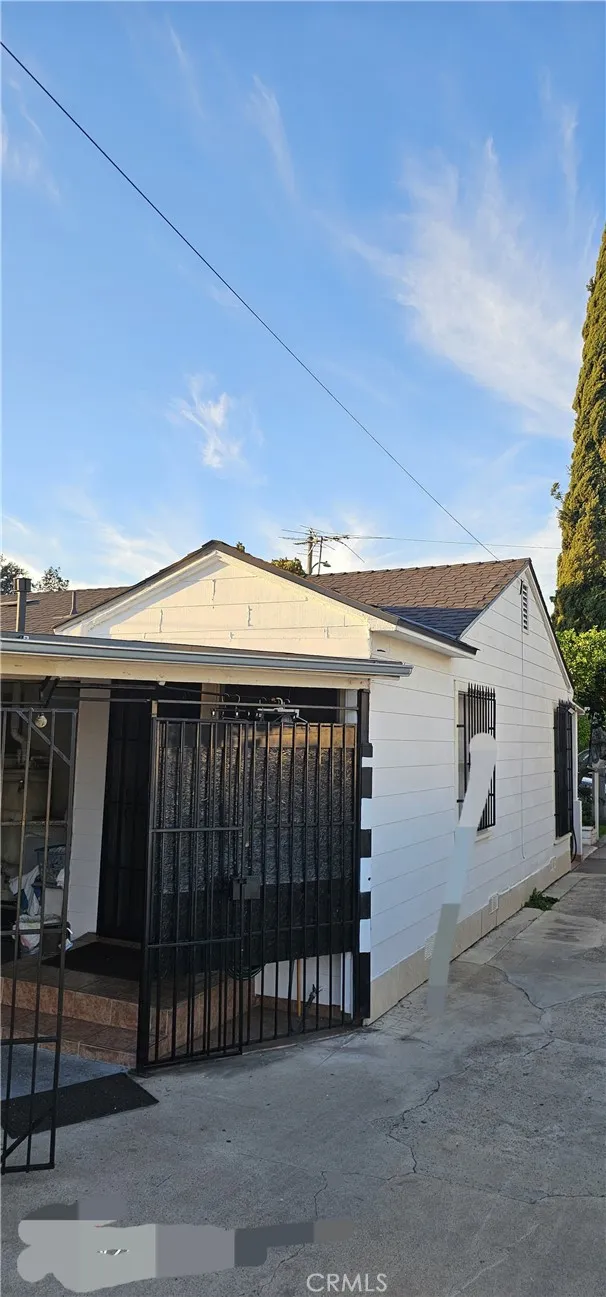 1134 W Chestnut, Santa Ana, California 92703 home-pic-6