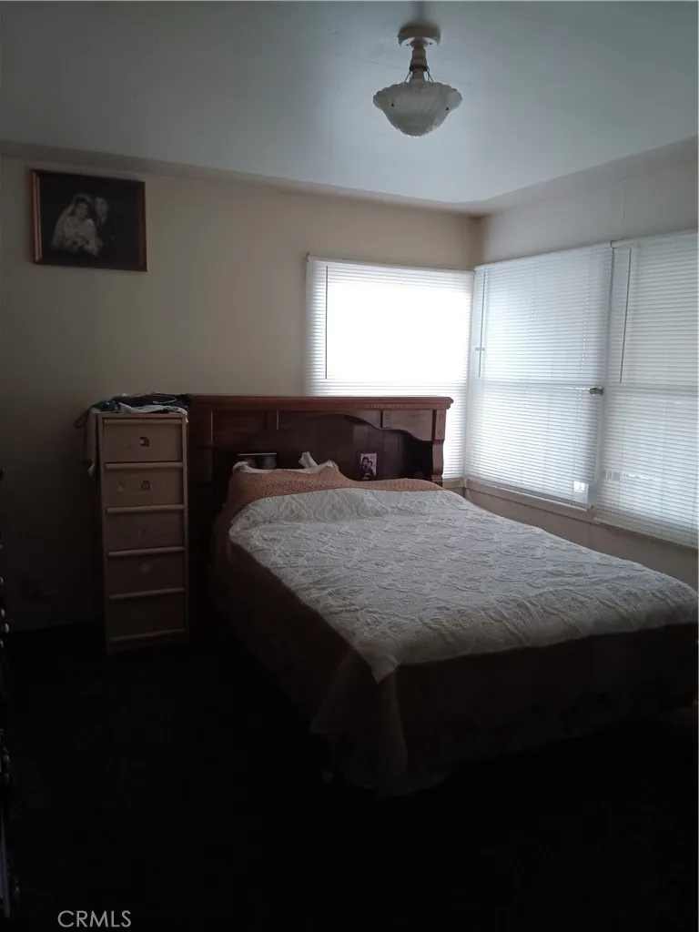 1134 W Chestnut, Santa Ana, California 92703 home-pic-18