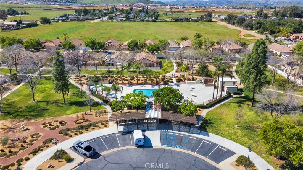 25915 Camino Juarez, Menifee, California 92585 home-pic-32