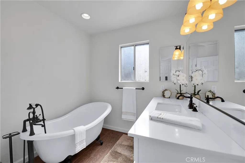 25915 Camino Juarez, Menifee, California 92585 home-pic-22