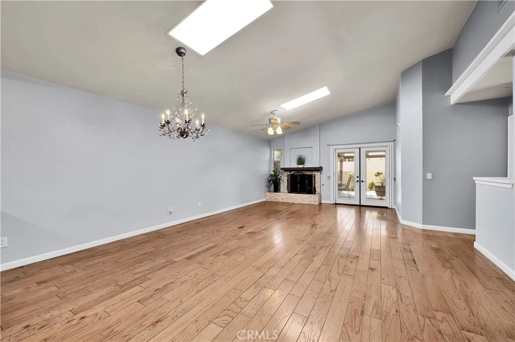 25915 Camino Juarez, Menifee, California 92585 home-pic-11