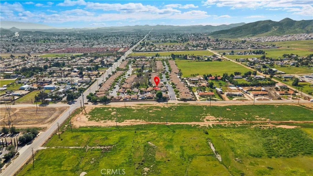 25915 Camino Juarez, Menifee, California 92585 home-pic-35