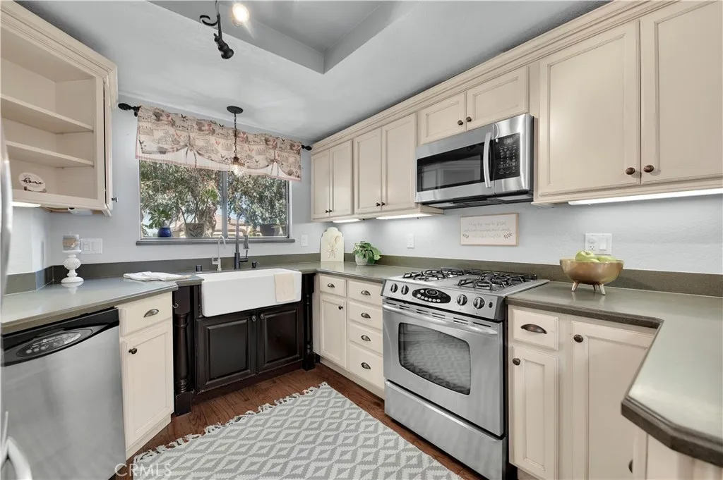 25915 Camino Juarez, Menifee, California 92585 home-pic-15