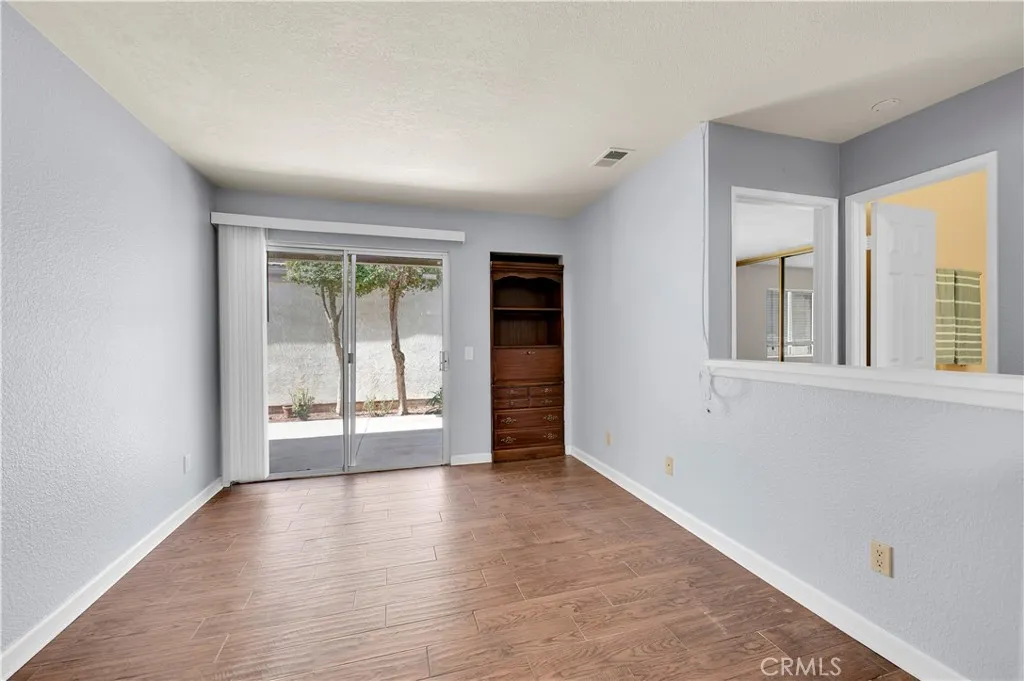 25915 Camino Juarez, Menifee, California 92585 home-pic-17