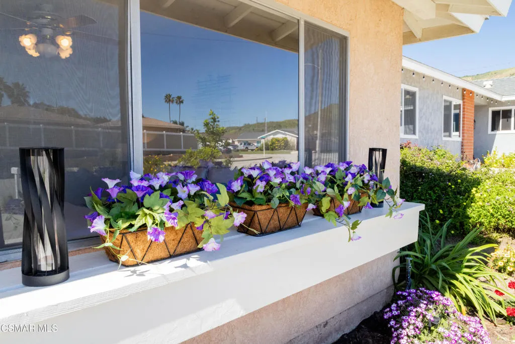 721 N Lois Avenue, Newbury Park, California 91320 home-pic-7