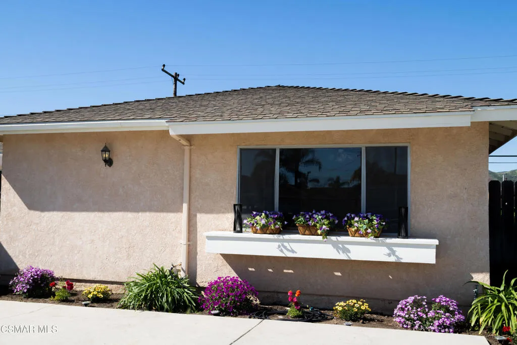 721 N Lois Avenue, Newbury Park, California 91320 home-pic-3