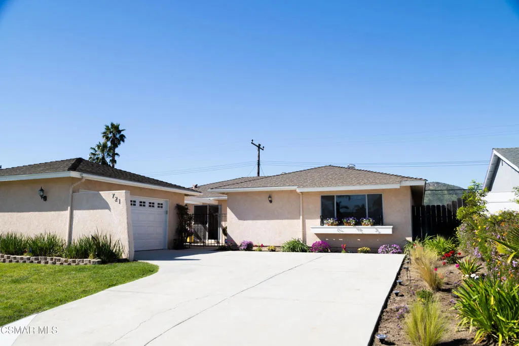 721 N Lois Avenue, Newbury Park, California 91320 home-pic-1