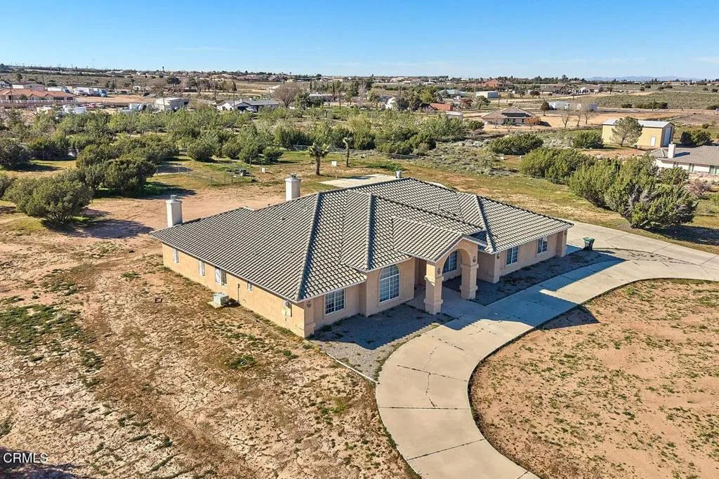 7176 Cataba Road, Oak Hills, California 92344 home-pic-6