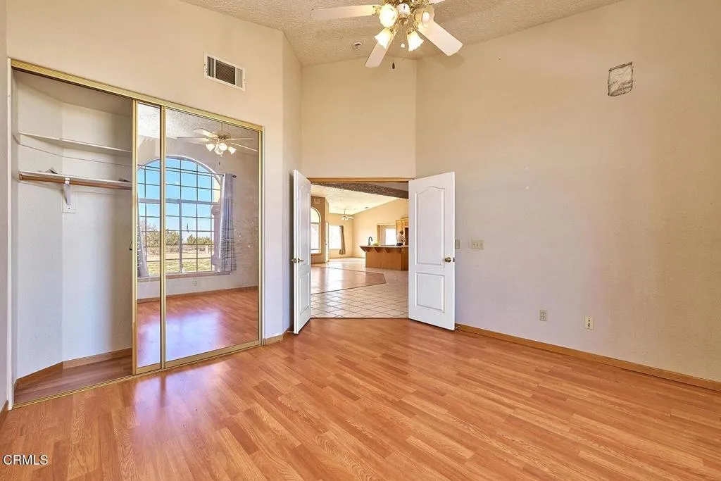 7176 Cataba Road, Oak Hills, California 92344 home-pic-28