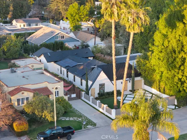 over View from the street