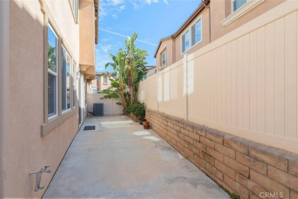 43082 Avenida Abril, Temecula, California 92592 home-pic-21