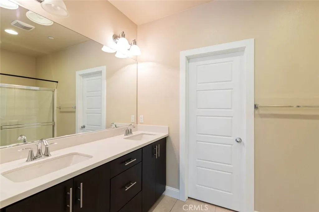 43082 Avenida Abril, Temecula, California 92592 home-pic-17