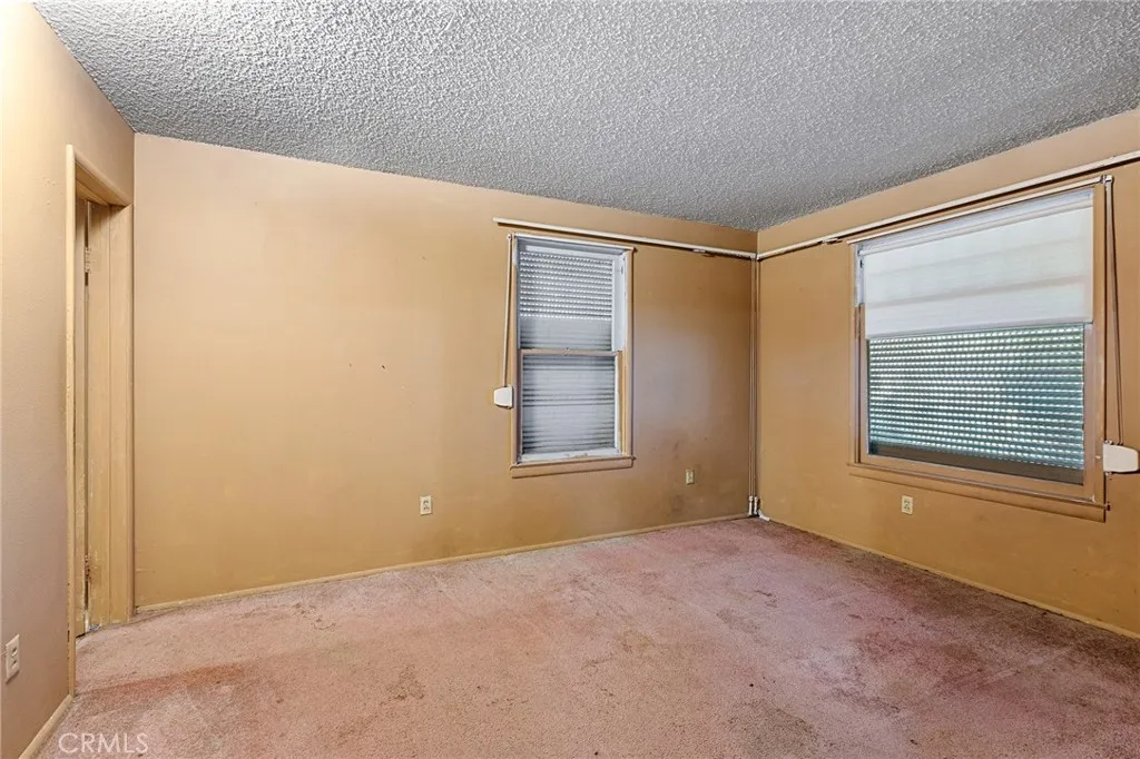 3914 Mckenzie, Riverside, California 92503 home-pic-4