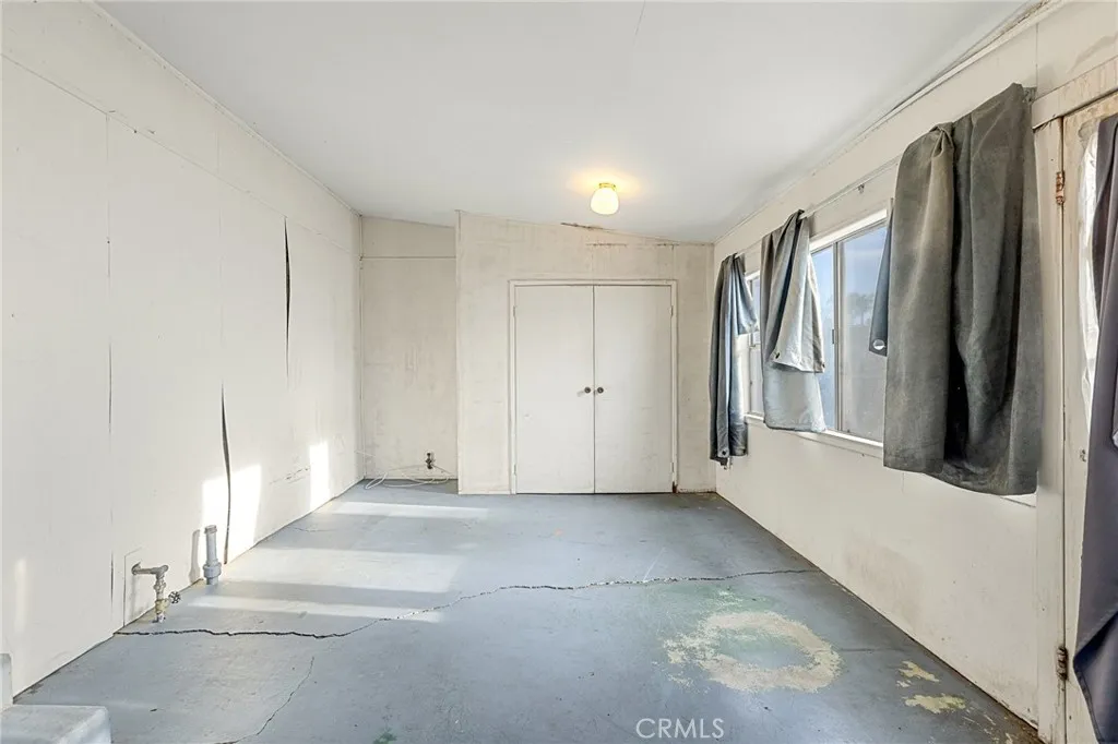 3914 Mckenzie, Riverside, California 92503 home-pic-15