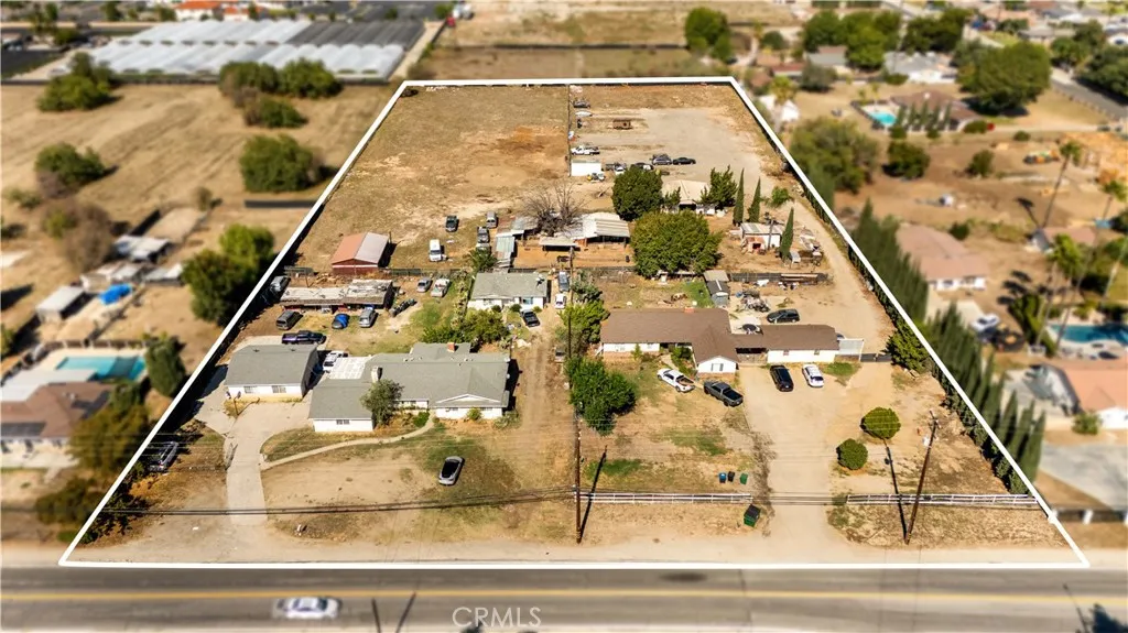 4610 Philadelphia, Chino, California 91710 home-pic-1