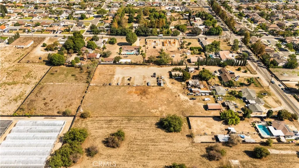 4610 Philadelphia, Chino, California 91710 home-pic-11