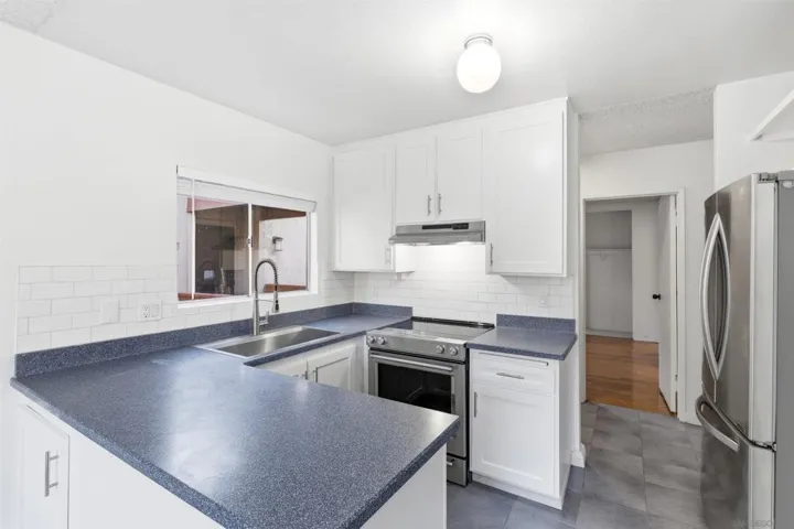5432 Adobe Falls Rd 12, San Diego, California 92120