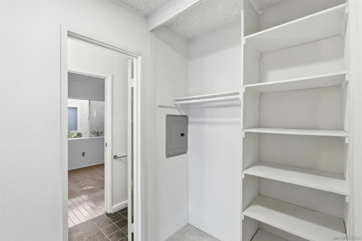 5432 Adobe Falls Rd 12, San Diego, California 92120