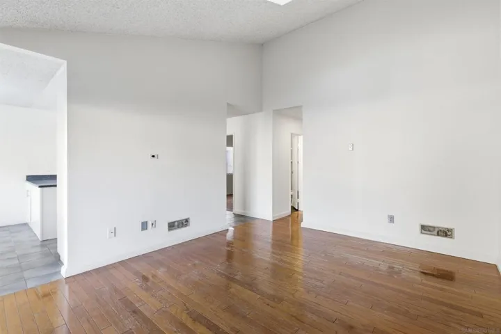 5432 Adobe Falls Rd 12, San Diego, California 92120