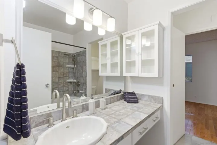5432 Adobe Falls Rd 12, San Diego, California 92120