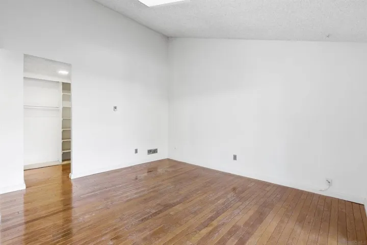 5432 Adobe Falls Rd 12, San Diego, California 92120