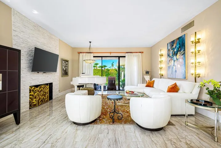 22-web-or-mls-CM_Briarcliff_OPMG_1124_02