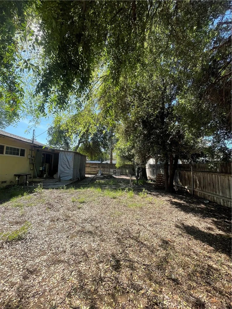 4060 Harrison Street, Riverside, California 92503 home-pic-13