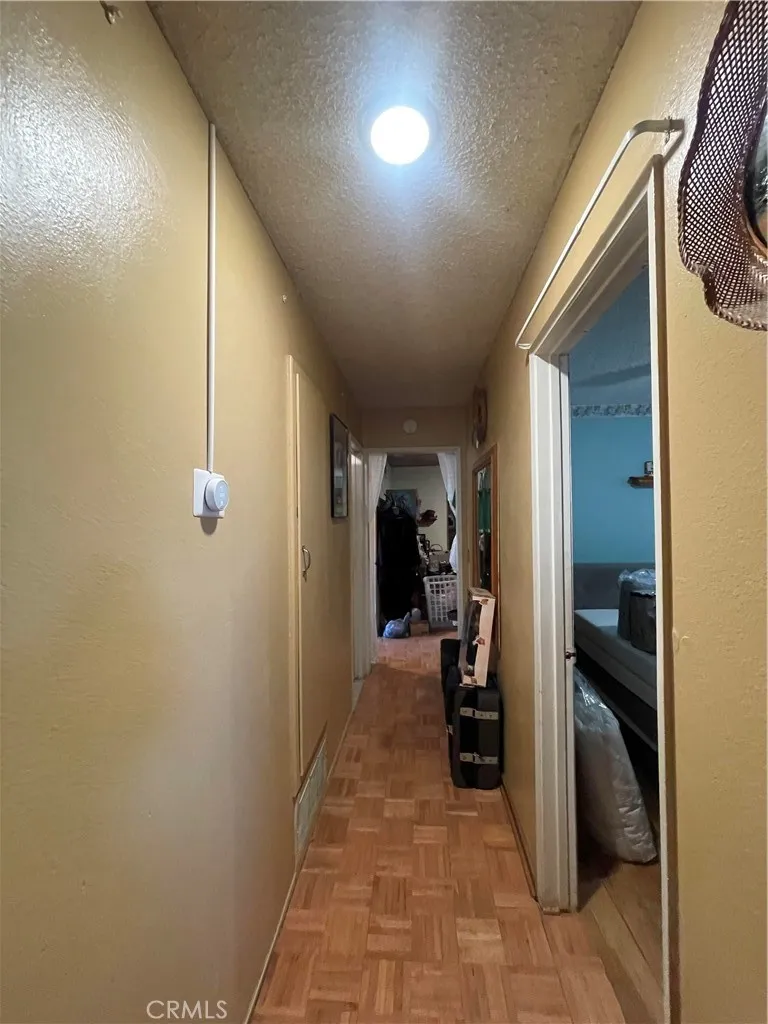 4060 Harrison Street, Riverside, California 92503 home-pic-44