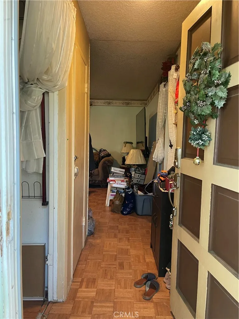 4060 Harrison Street, Riverside, California 92503 home-pic-18