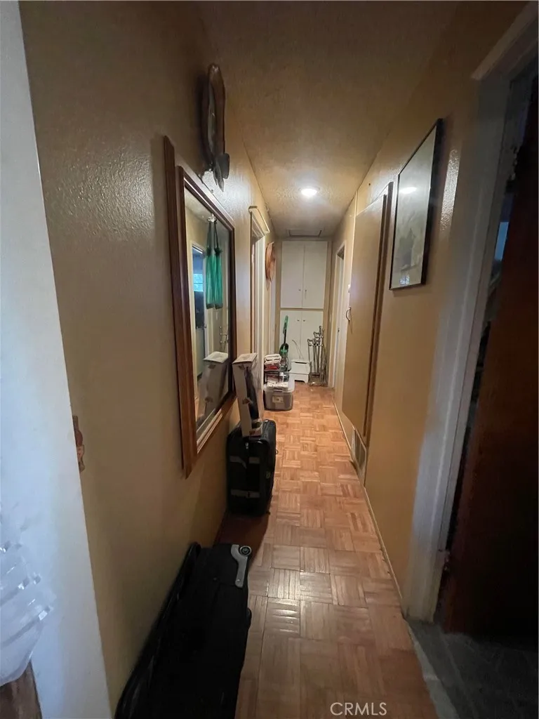 4060 Harrison Street, Riverside, California 92503 home-pic-29