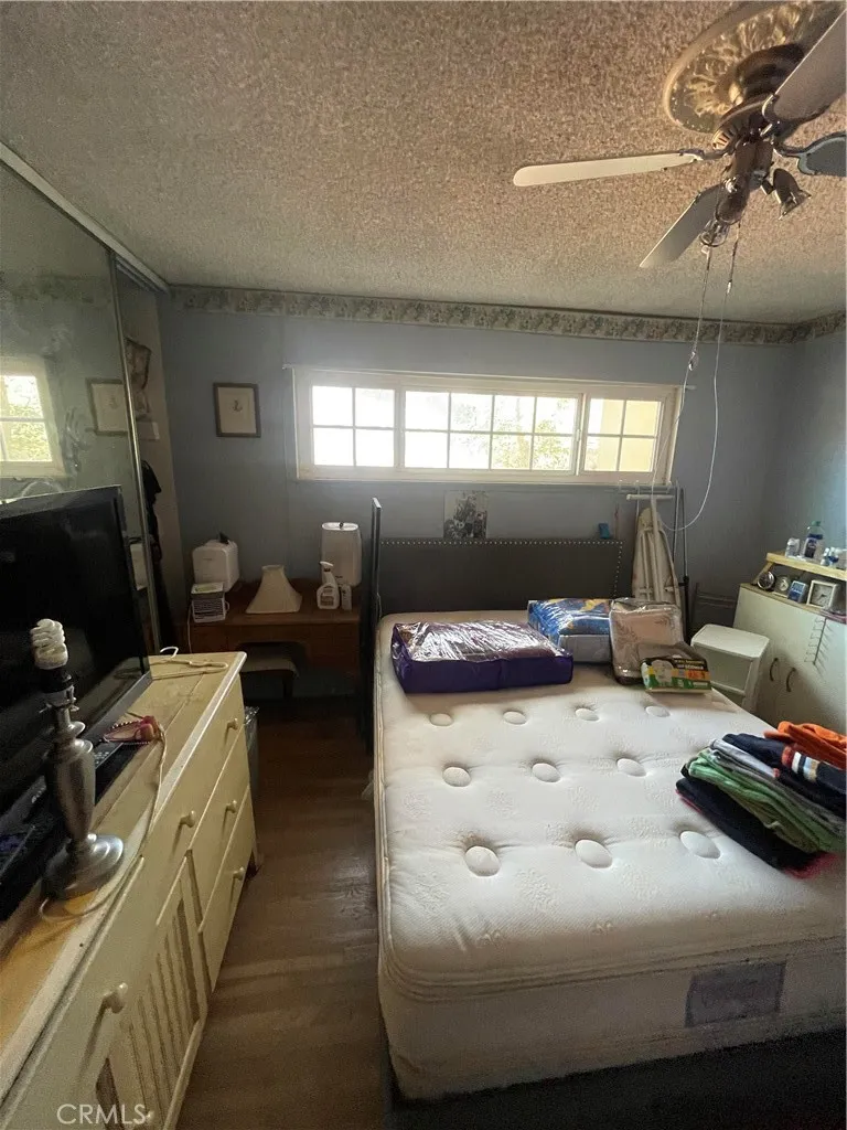 4060 Harrison Street, Riverside, California 92503 home-pic-35