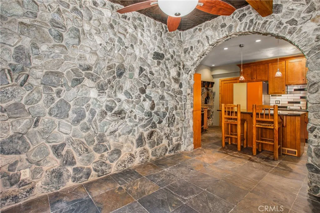 9323 Cedar Dr., Forest Falls, California 92339 home-pic-7