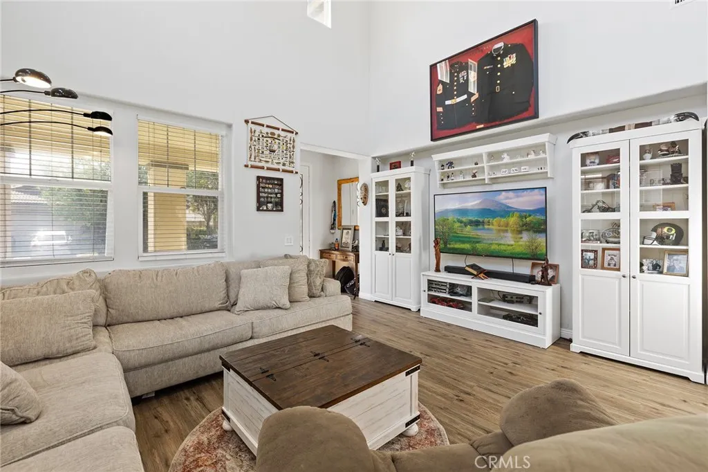 29772 Northshore, Menifee, California 92584 home-pic-10