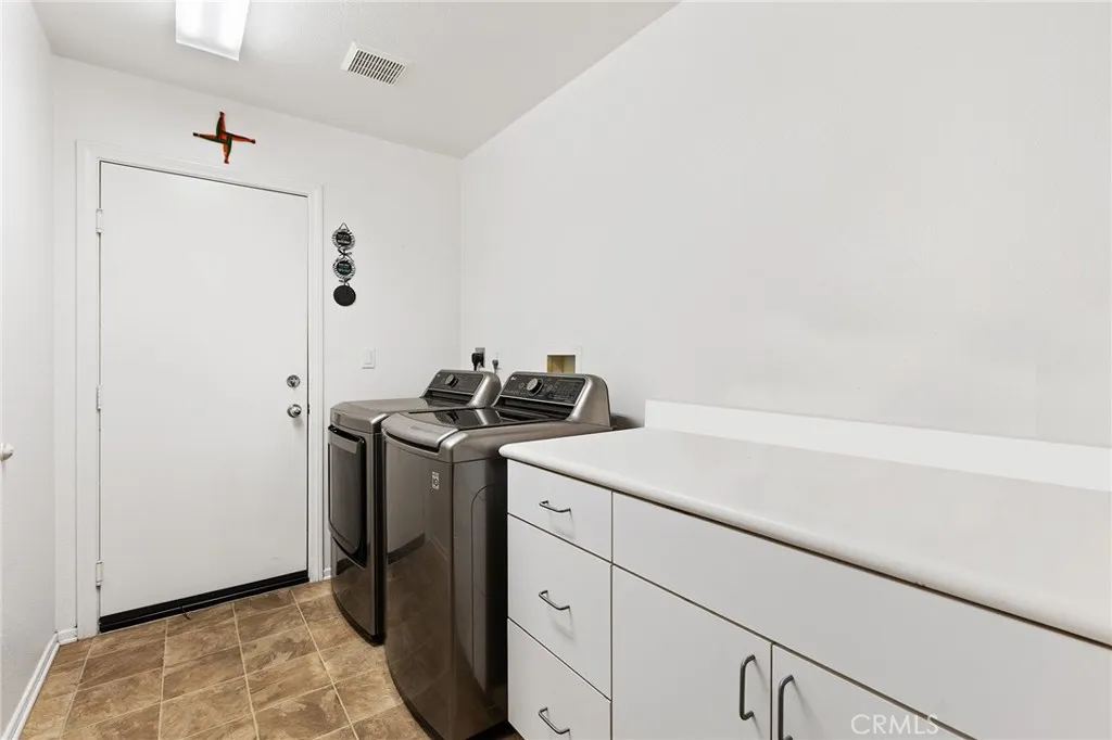 29772 Northshore, Menifee, California 92584 home-pic-25