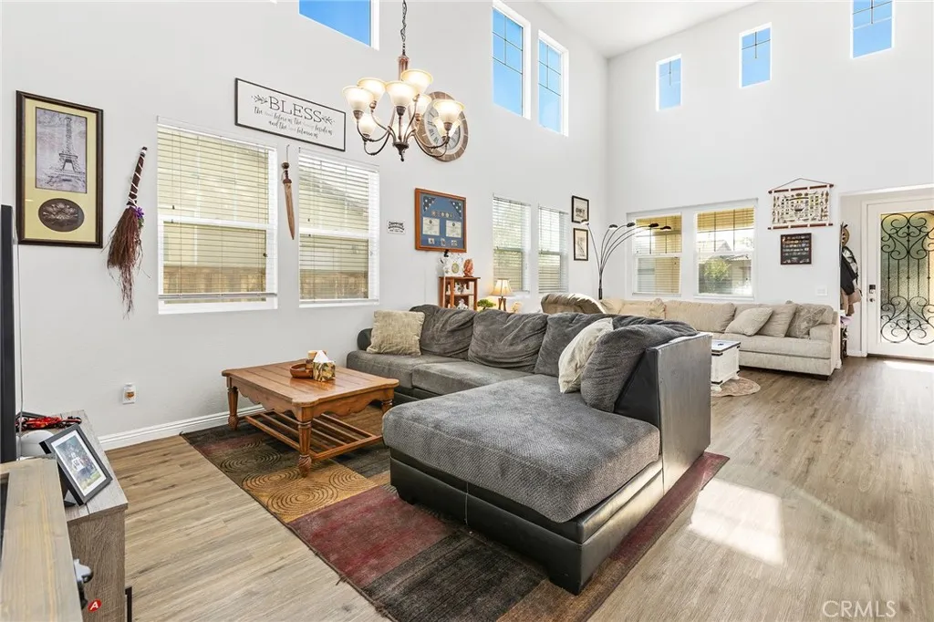 29772 Northshore, Menifee, California 92584 home-pic-11