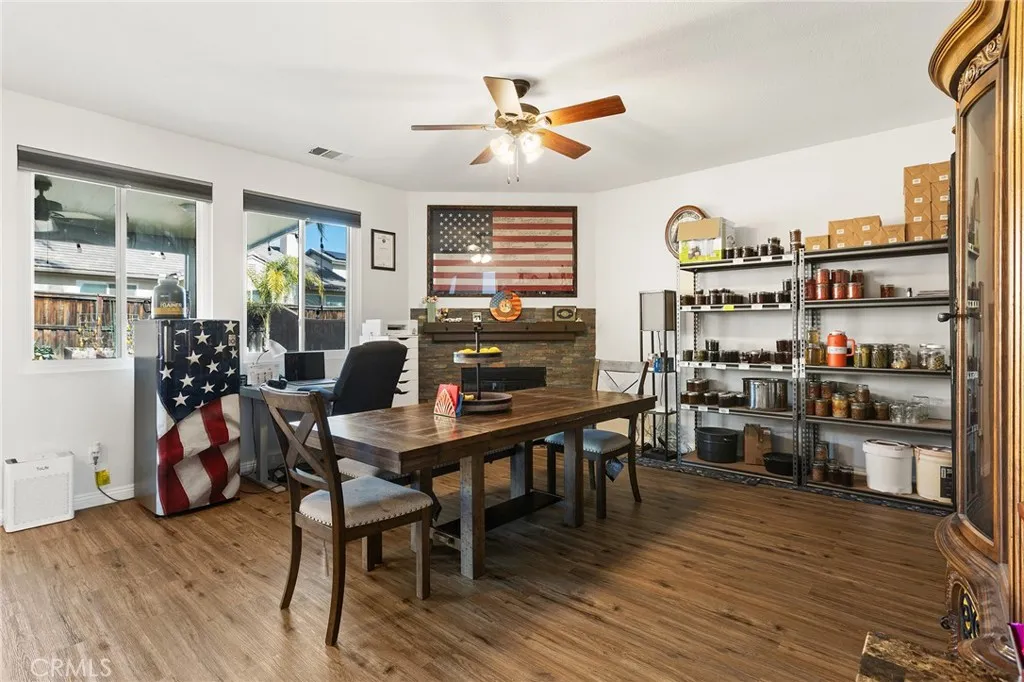 29772 Northshore, Menifee, California 92584 home-pic-22