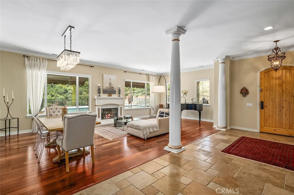 36505 Calle De Lobo, Murrieta, California 92562 home-pic-7