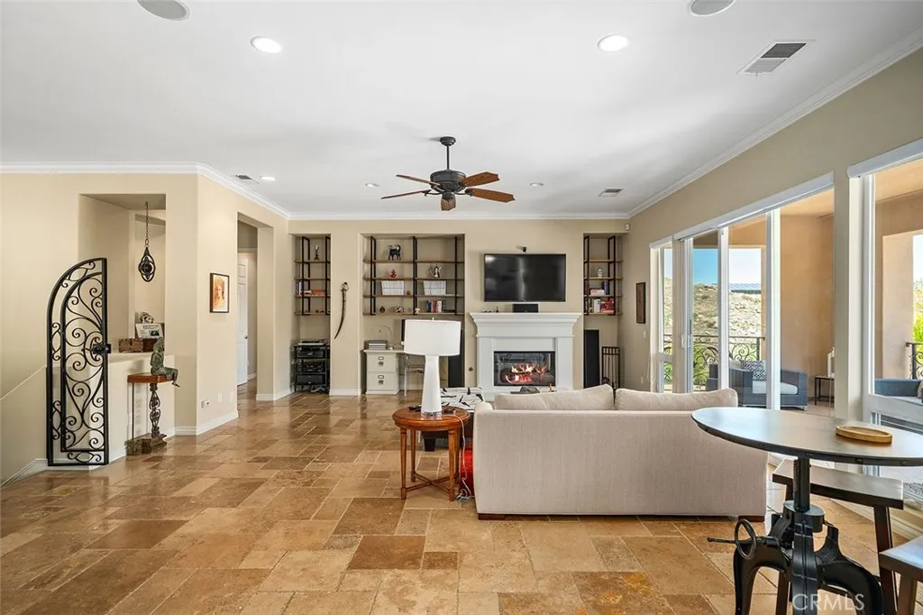 36505 Calle De Lobo, Murrieta, California 92562 home-pic-21