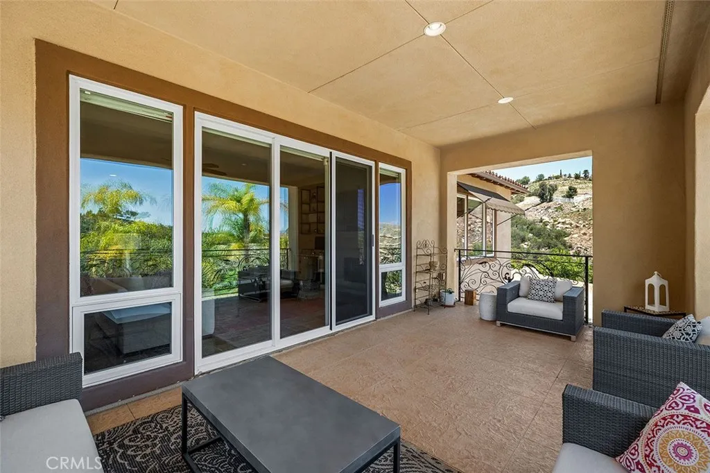 36505 Calle De Lobo, Murrieta, California 92562 home-pic-27