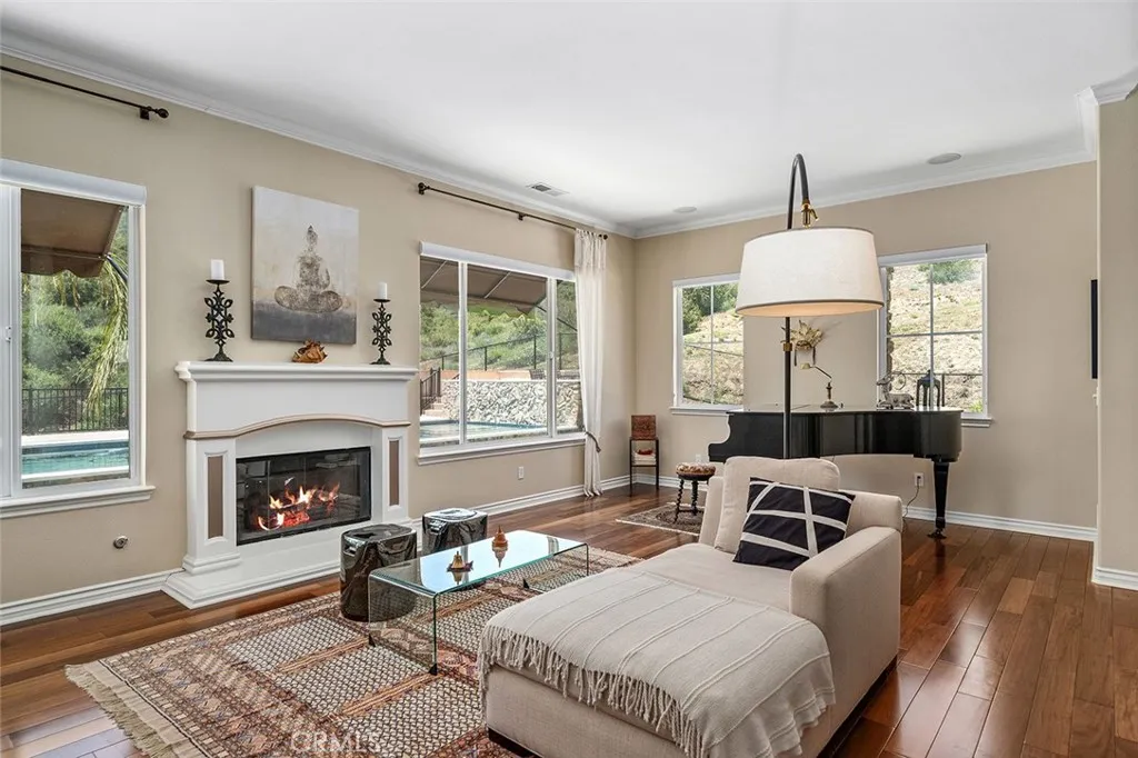 36505 Calle De Lobo, Murrieta, California 92562 home-pic-10