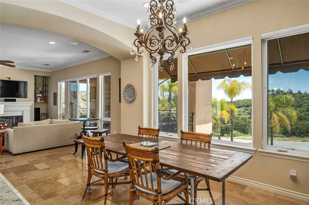 36505 Calle De Lobo, Murrieta, California 92562 home-pic-20