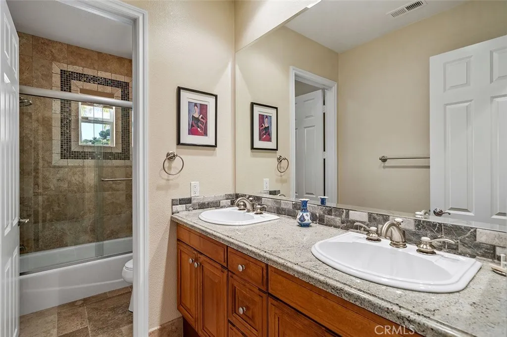 36505 Calle De Lobo, Murrieta, California 92562 home-pic-38