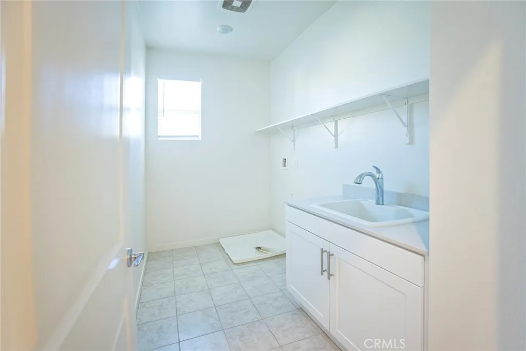3672 S Brunswick Paseo, Ontario, California 91761 home-pic-18