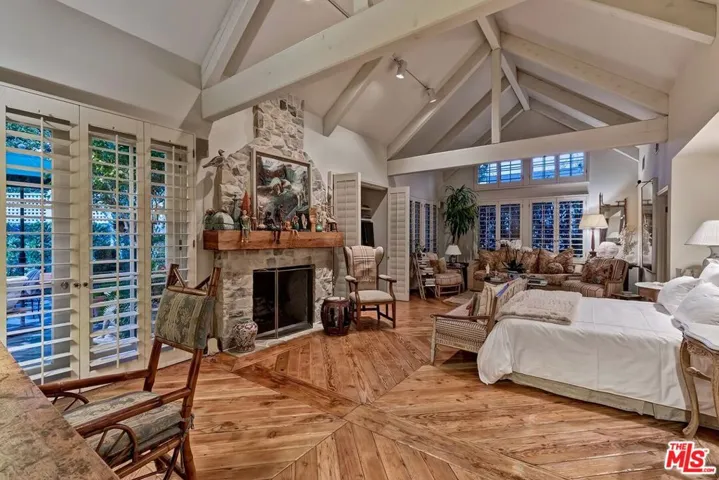 Enormous Primary Suite