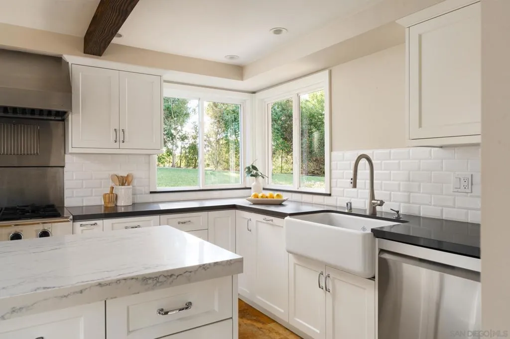 16462 Martincoit Rd, Poway, California 92064 home-pic-20