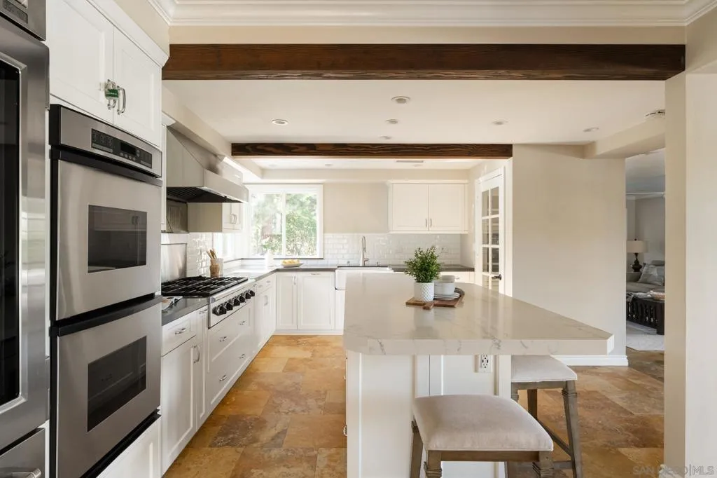 16462 Martincoit Rd, Poway, California 92064 home-pic-19