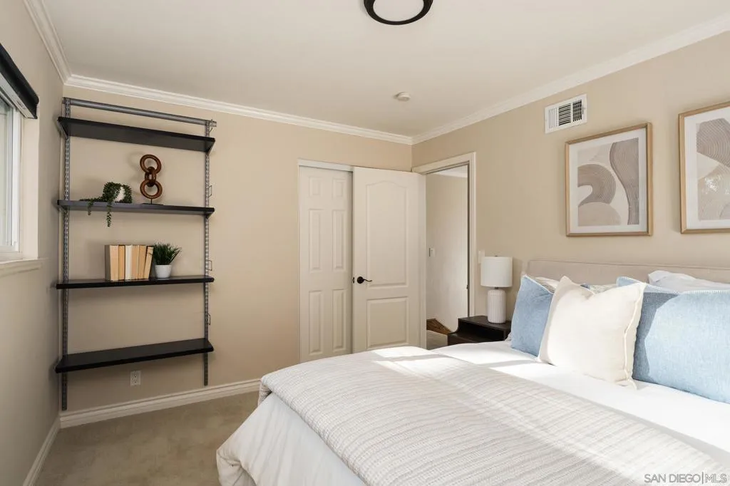 16462 Martincoit Rd, Poway, California 92064 home-pic-30