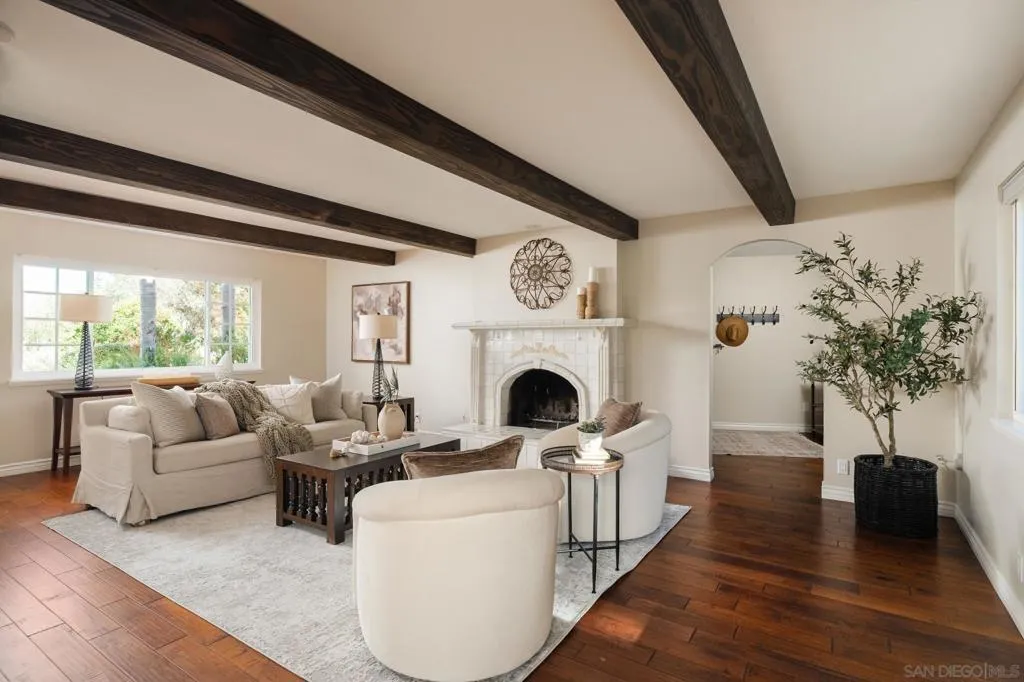 16462 Martincoit Rd, Poway, California 92064 home-pic-8