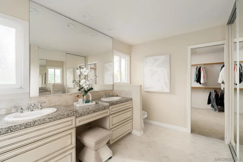 16462 Martincoit Rd, Poway, California 92064 home-pic-36