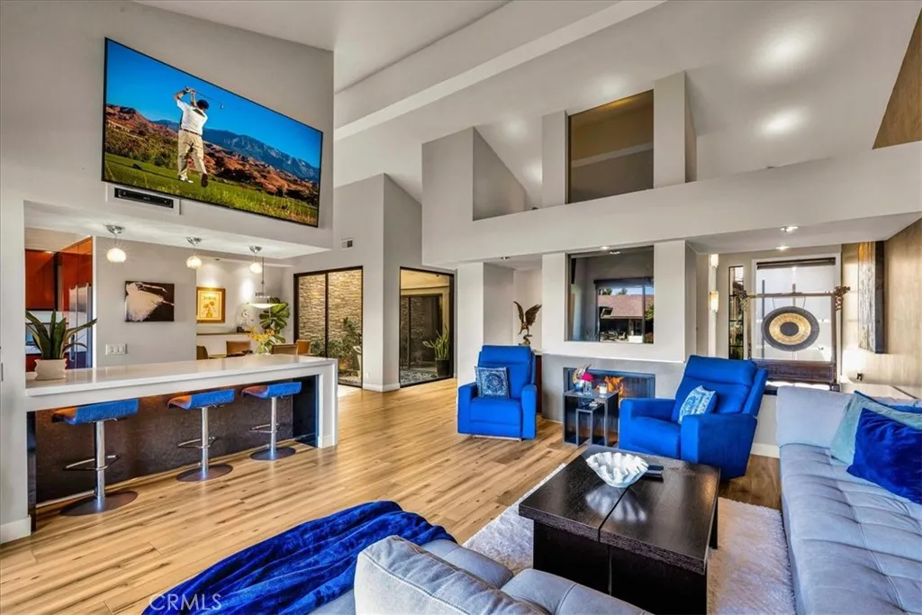 194 Green Mountain Drive, Palm Desert, California 92211 home-pic-9